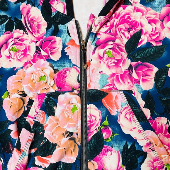 🍋 Lululemon Hold Your Om Secret Garden Hoodie - Picture 5 of 9